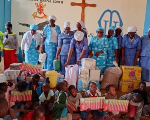 MOTHERS UNION MONTHLY VISIT TO MOTHERS MERCY HOME 1